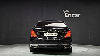 GENESIS EQ900 2017