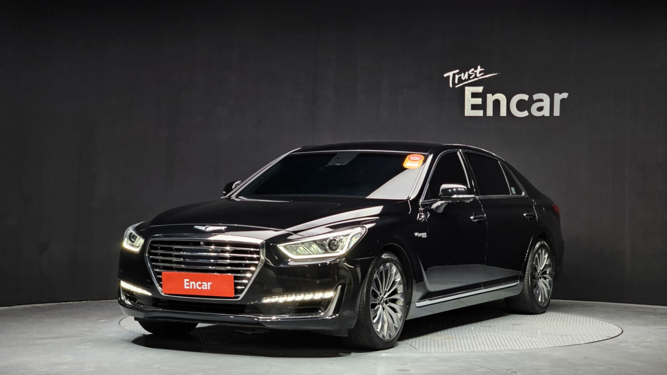 GENESIS EQ900