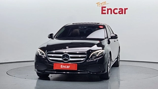 MERCEDES BENZ E-CLASS W213 2019