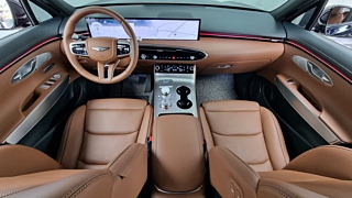 GENESIS GV70 2024