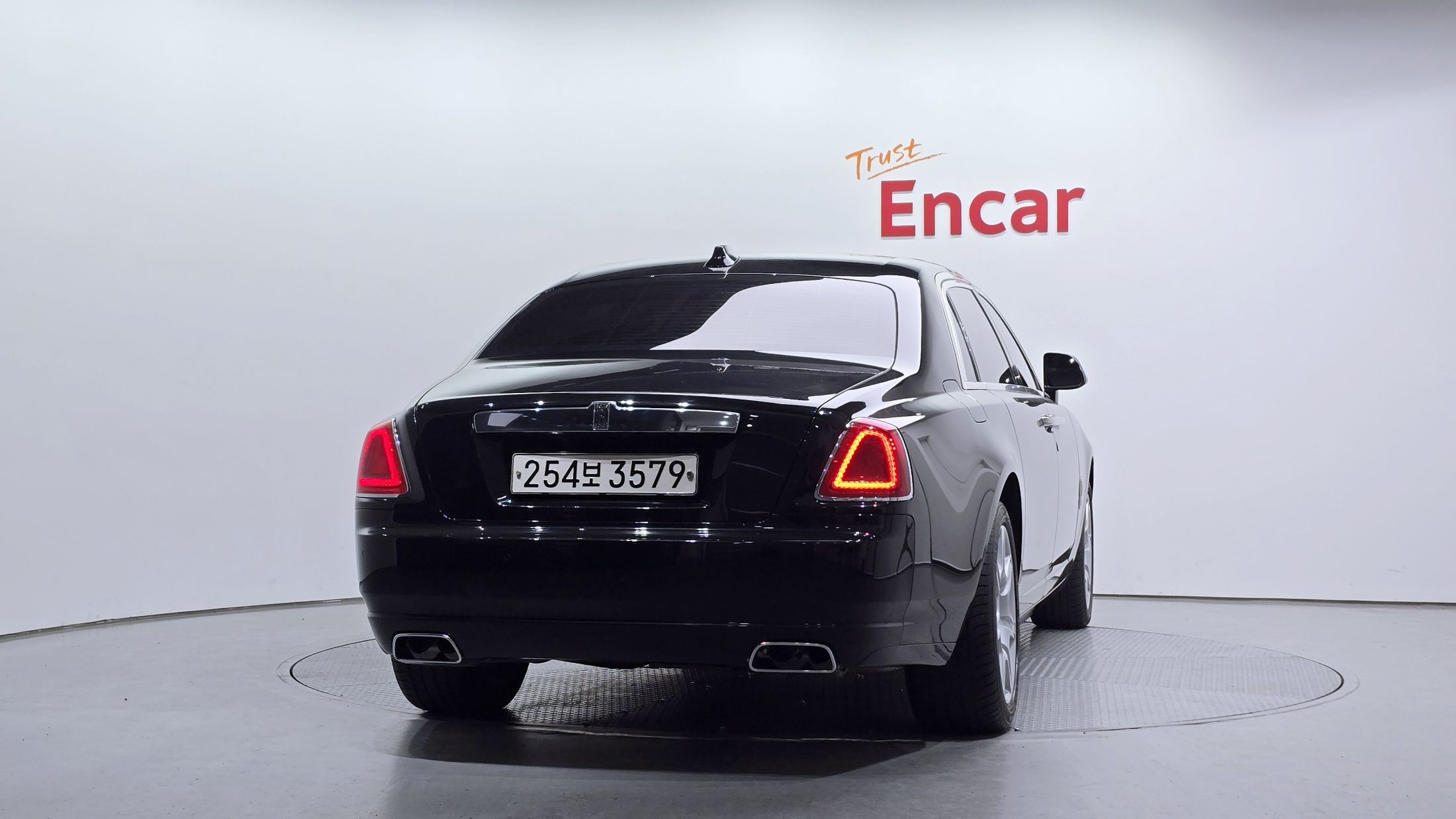 ROLLS ROYCE GHOST 2020