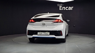 HYUNDAI IONIQ HYBRID 2018