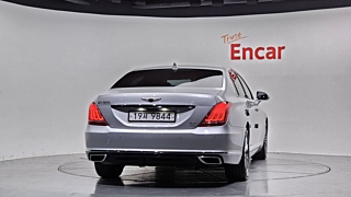 GENESIS EQ900 2016