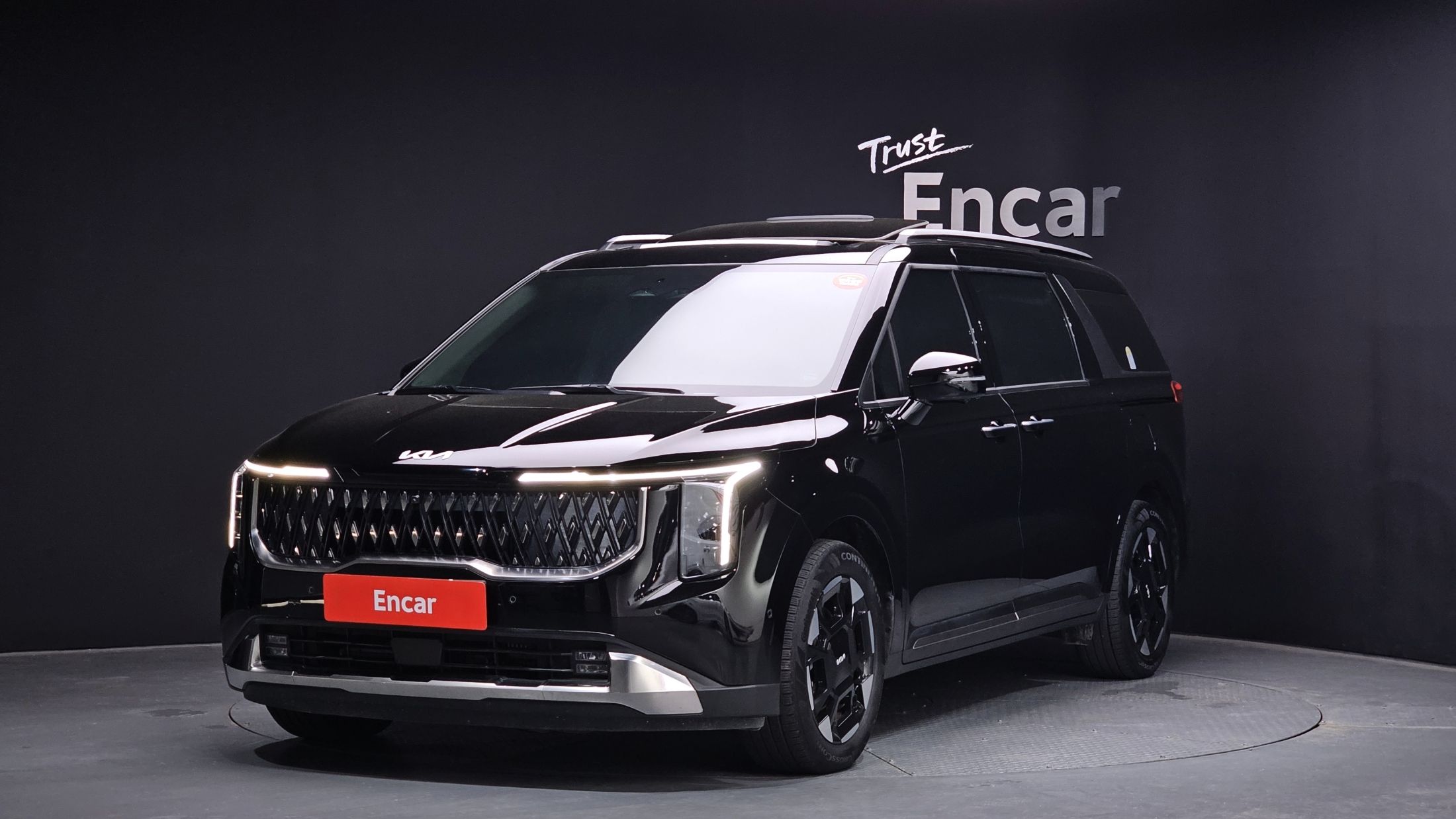 KIA CARNIVAL 2023