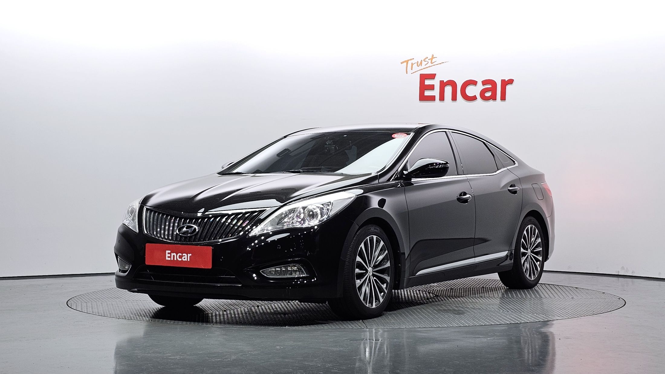 HYUNDAI GRANDEUR HG 2013