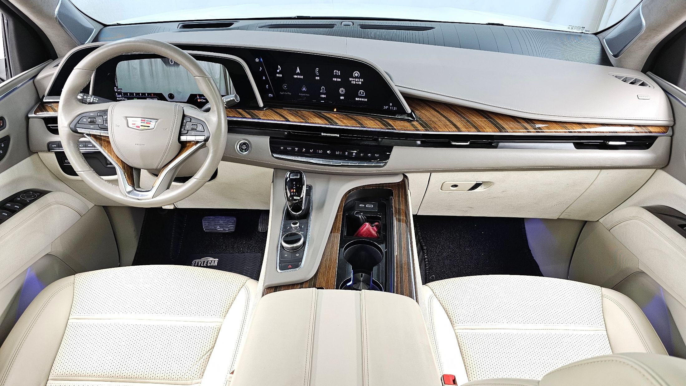 CADILLAC ESCALADE