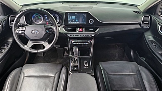 HYUNDAI GRANDEUR IG HYBRID 2017