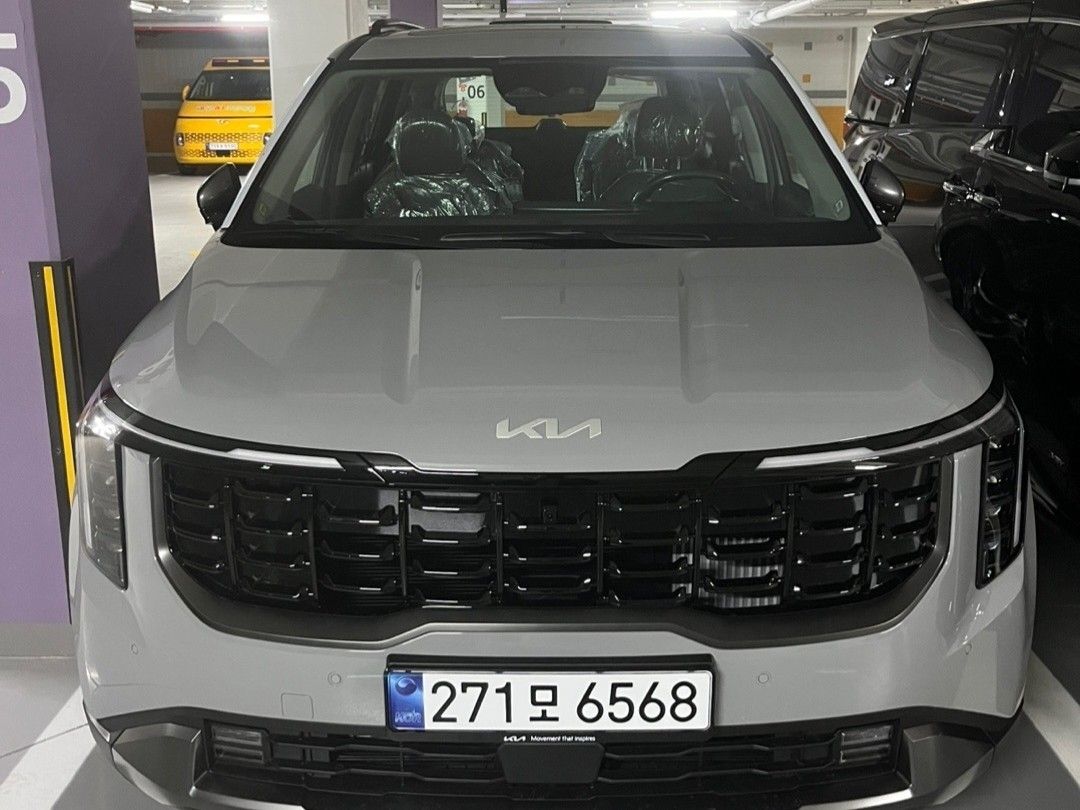 KIA CARNIVAL 2025