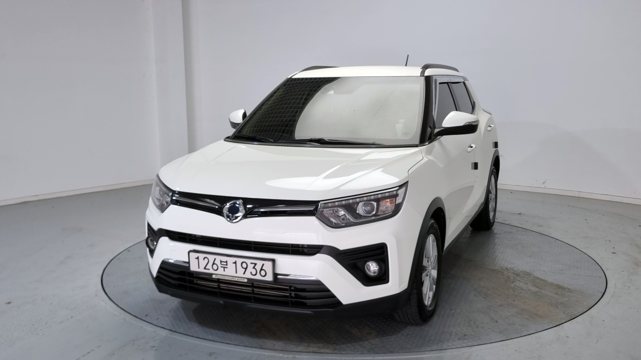 SSANGYONG TIVOLI VERY NEW 2020