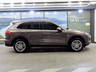 PORSCHE CAYENNE 2016