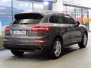 PORSCHE CAYENNE 2016