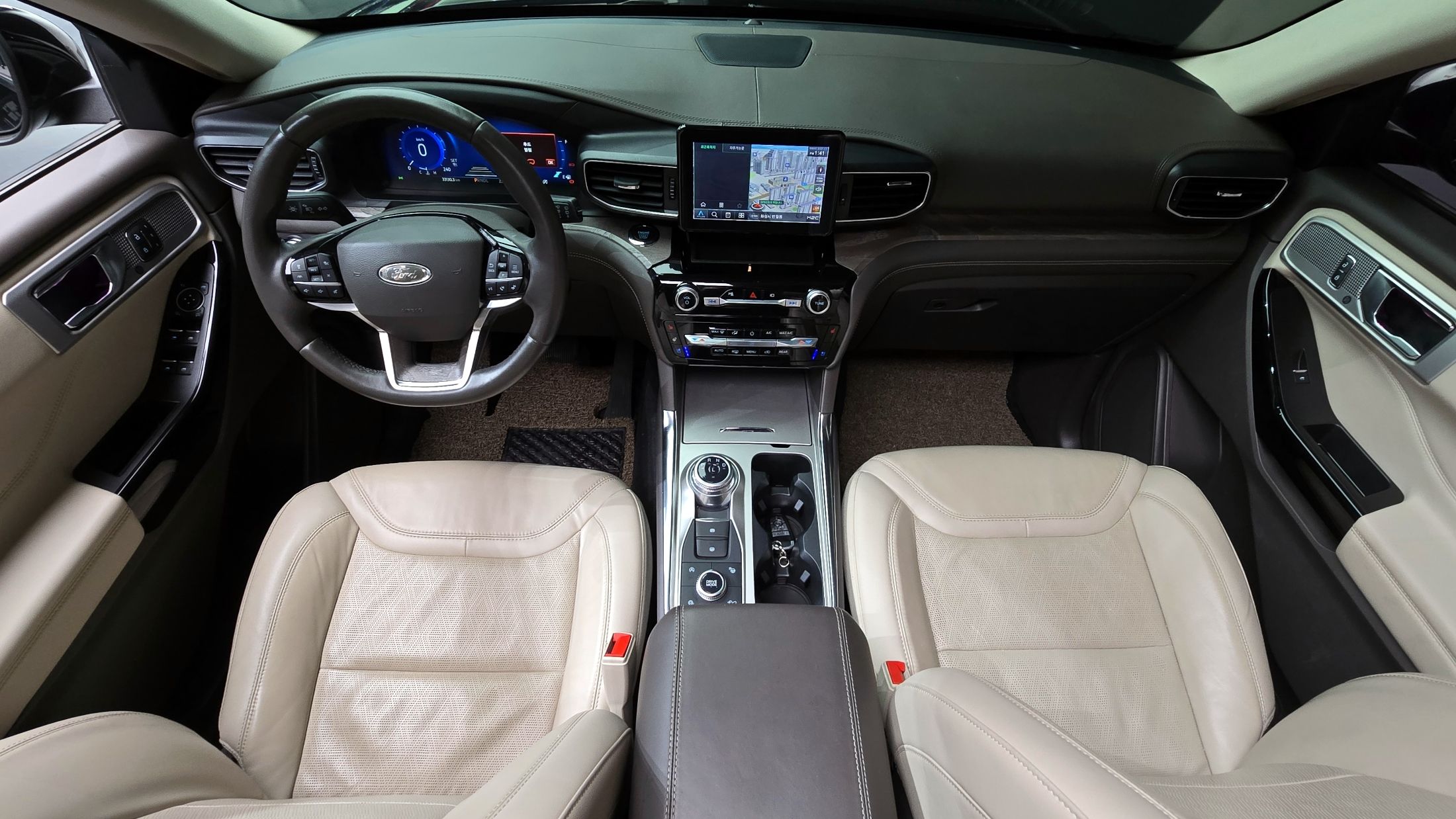 FORD EXPLORER