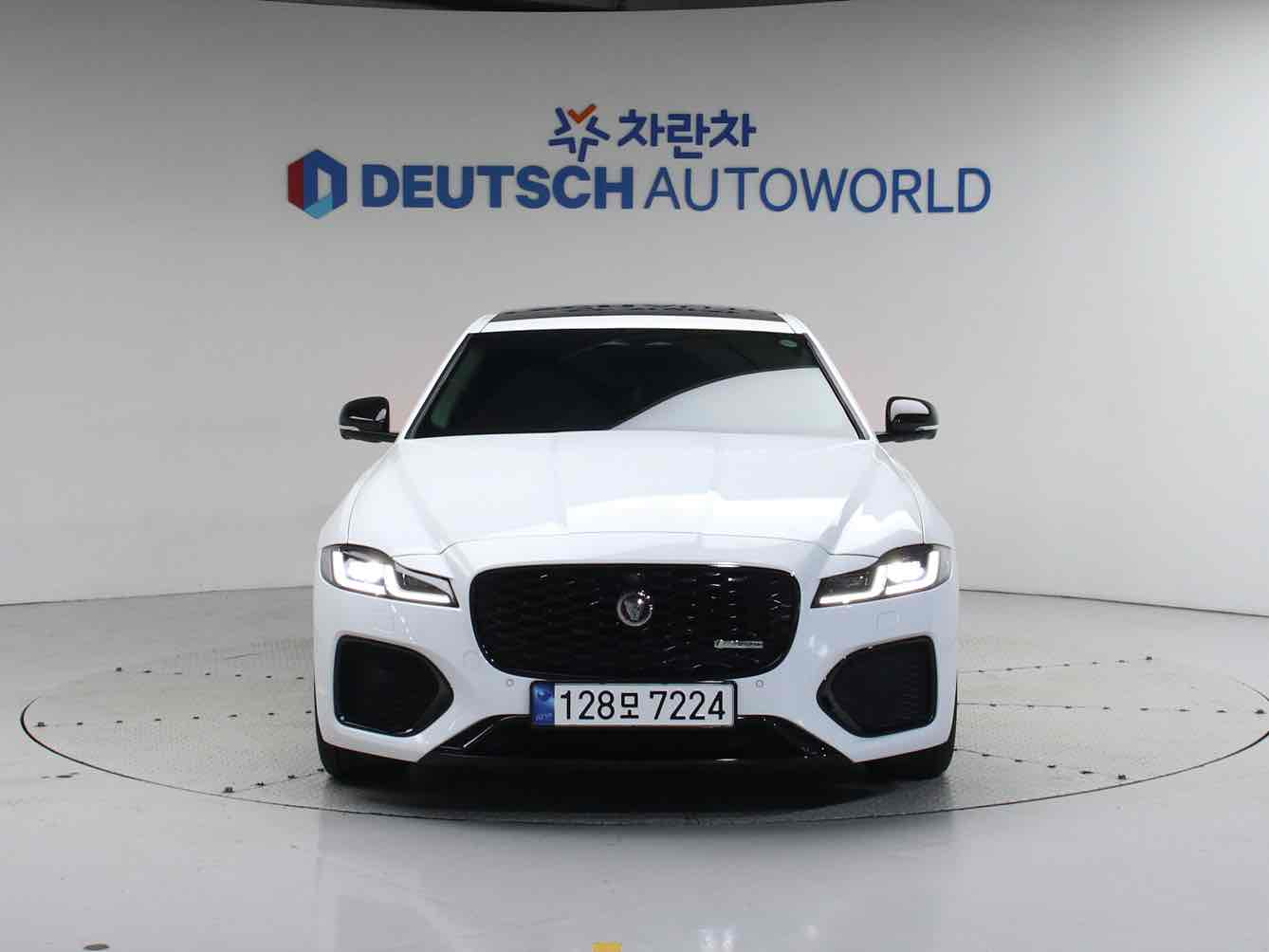JAGUAR XF X260