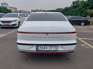 HYUNDAI GRANDEUR GN7 2023