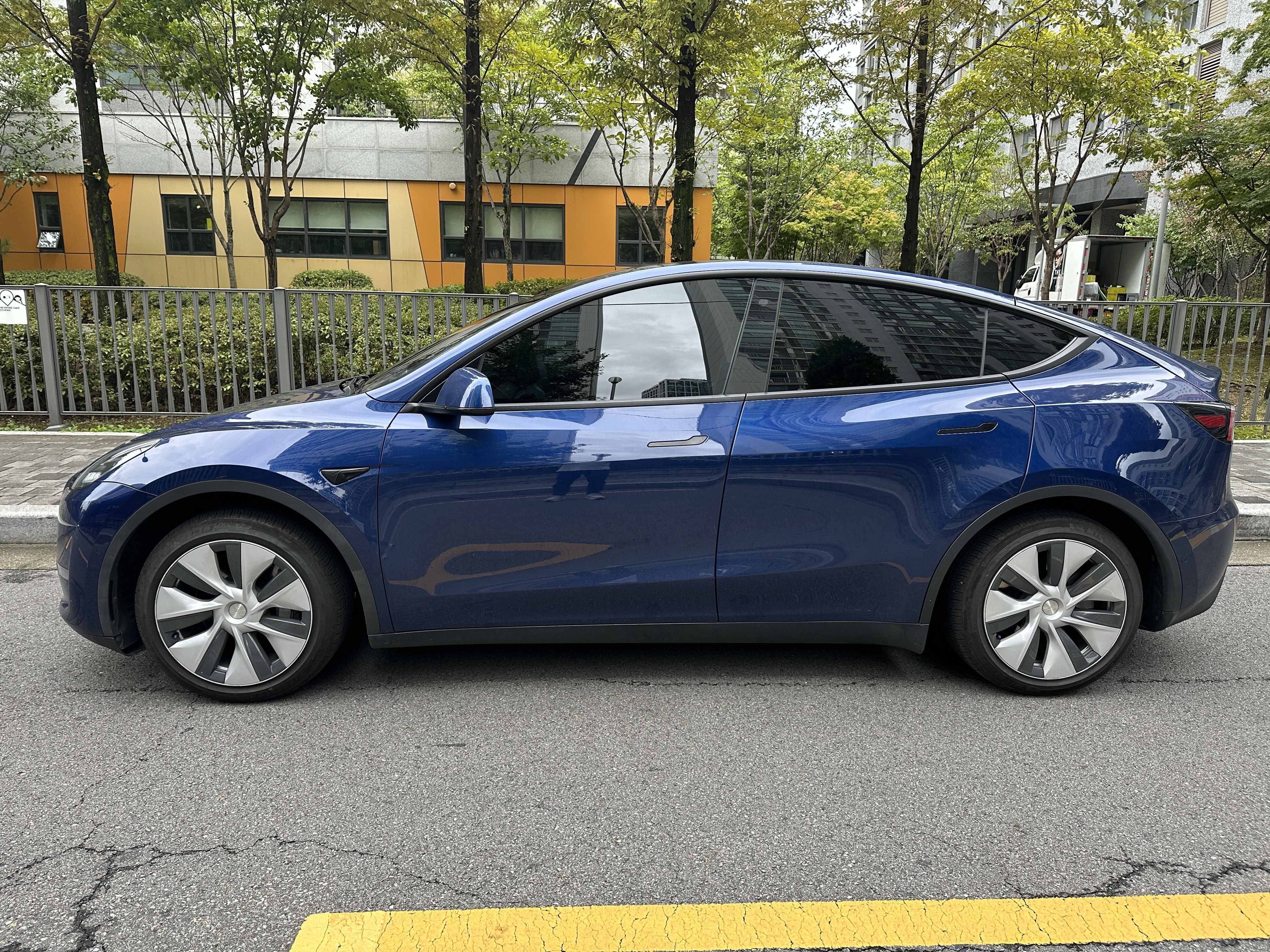 TESLA MODEL Y 2021