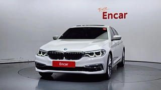 BMW 5-SERIES G30 2017