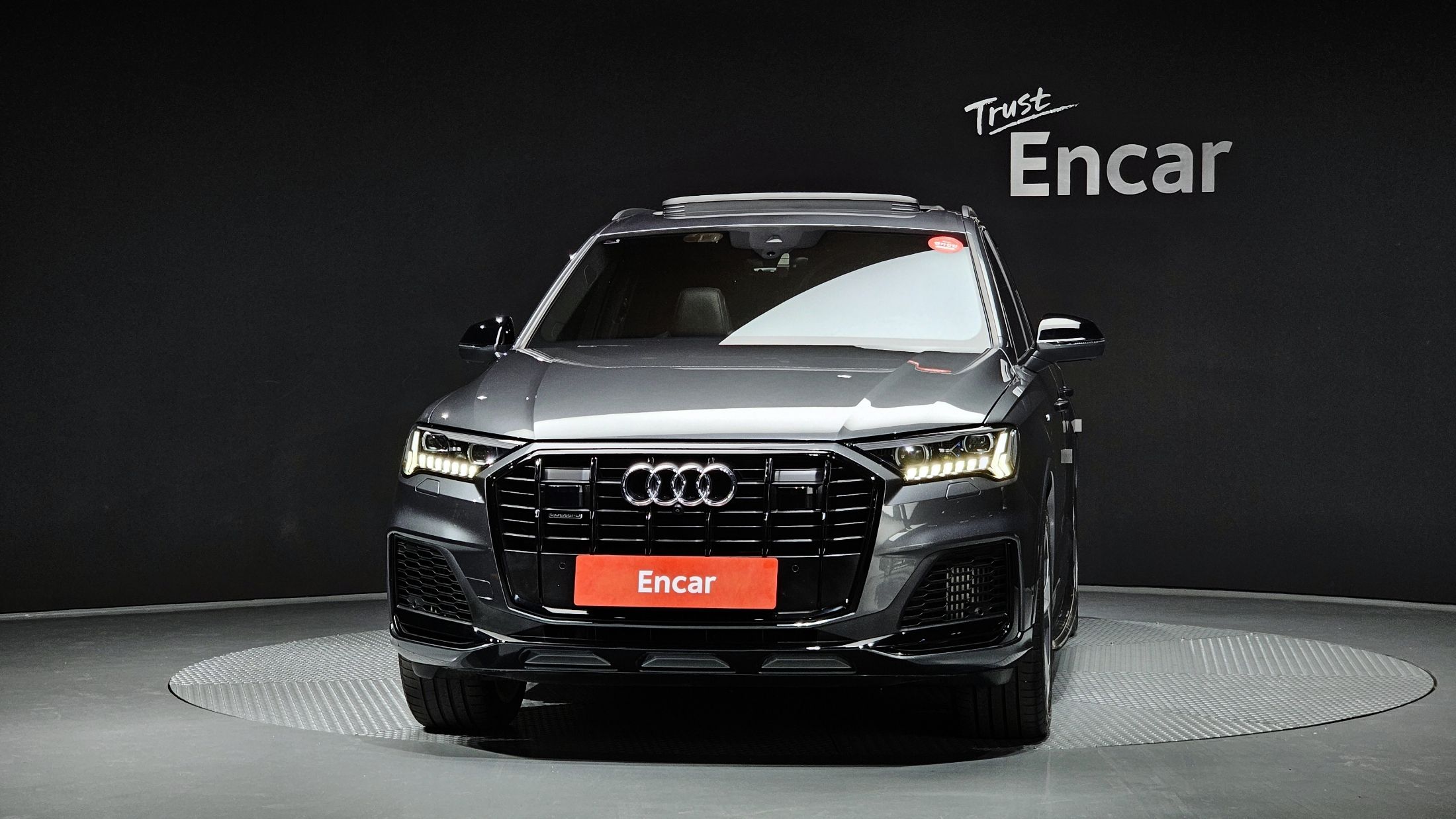 AUDI Q7 4M