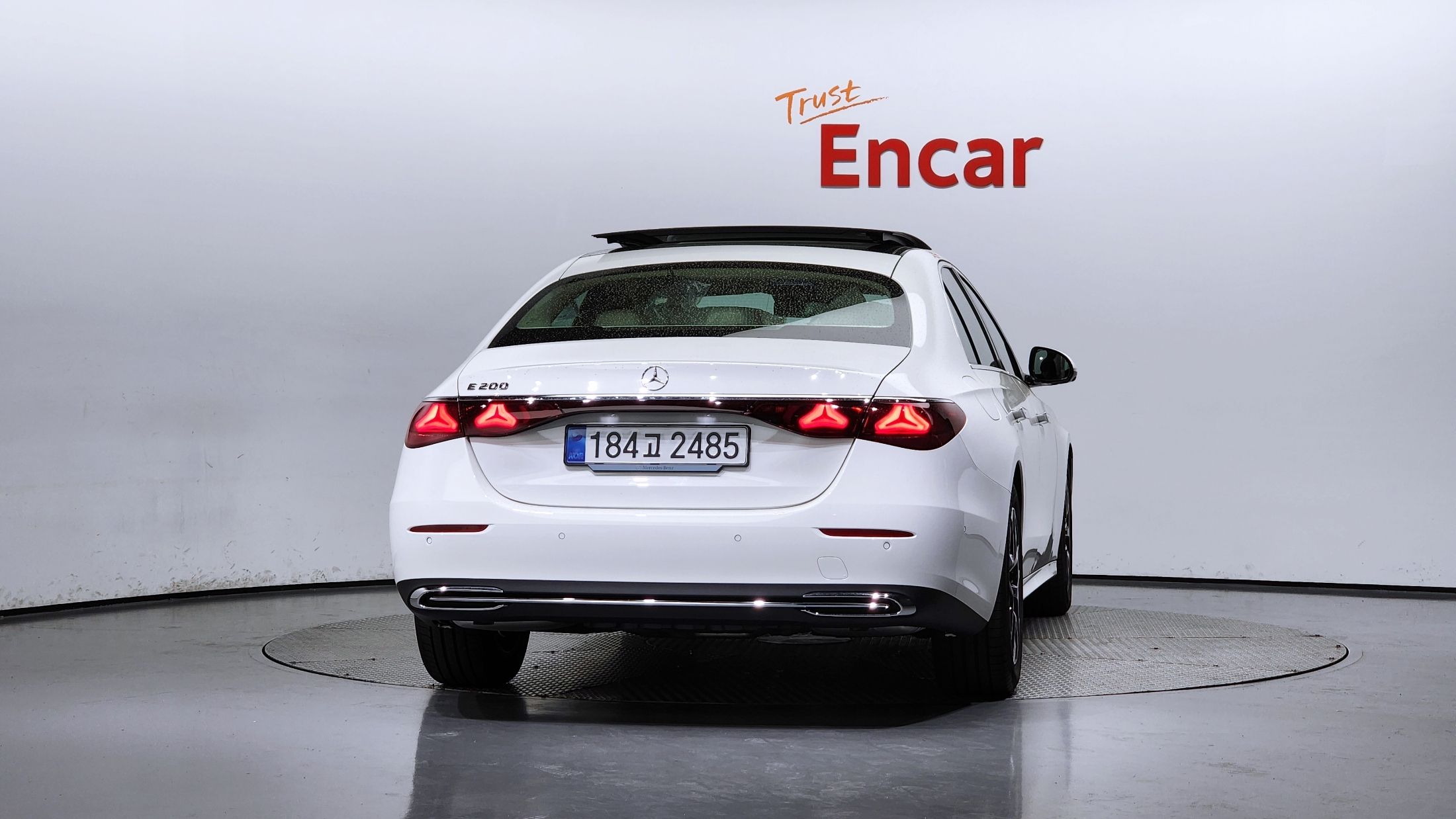 MERCEDES BENZ E-CLASS W214