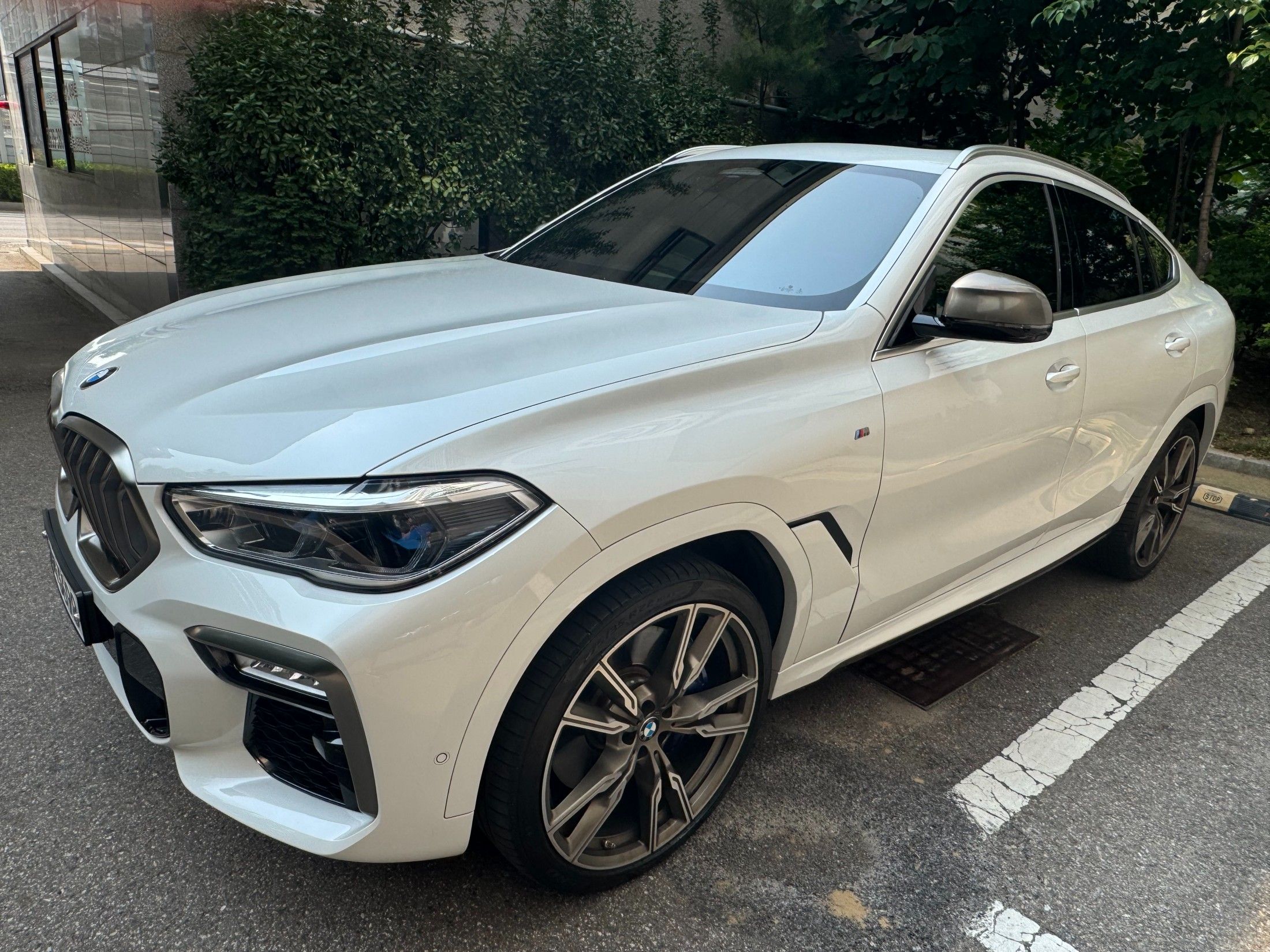BMW X6 G06