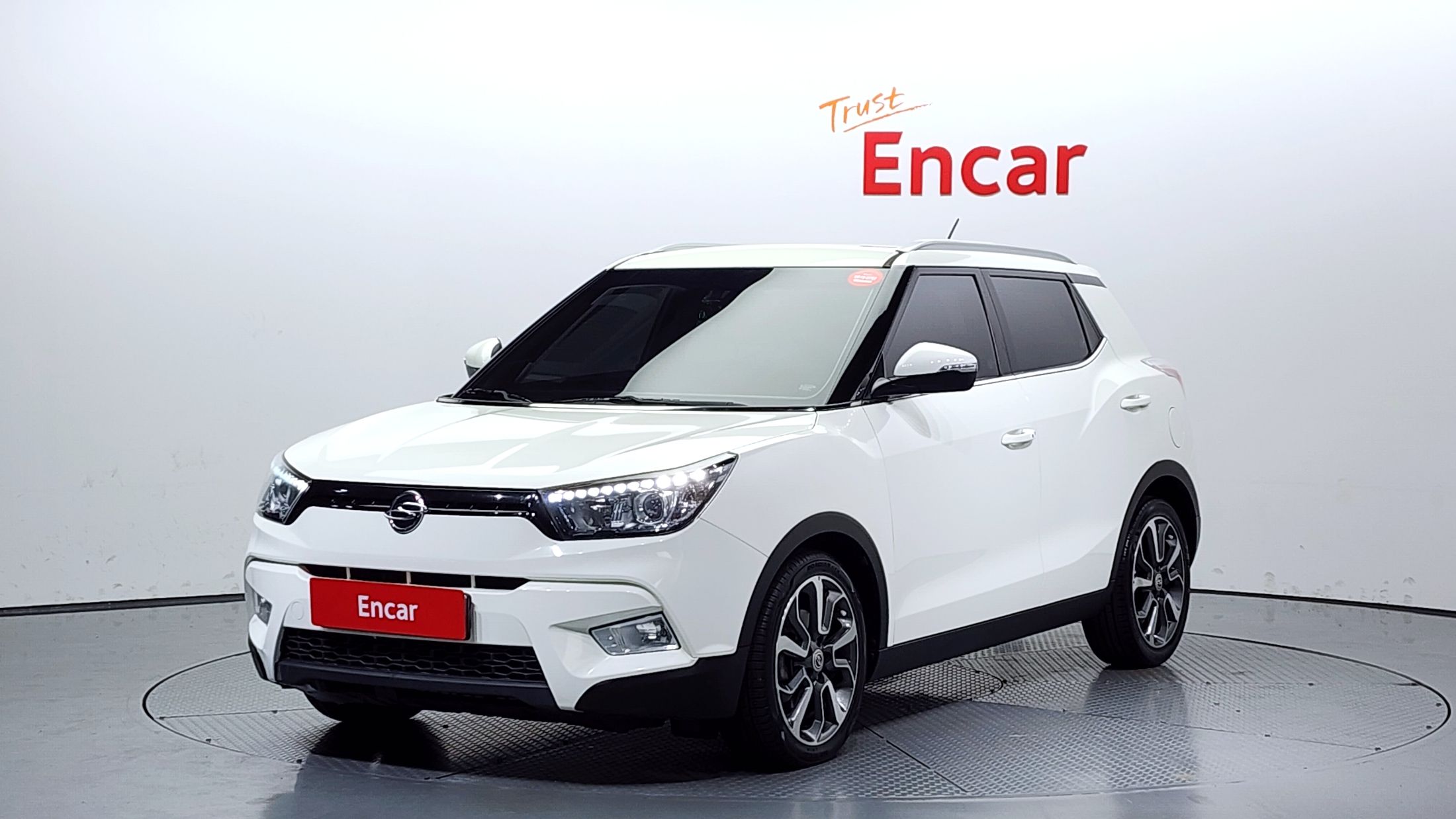SSANGYONG TIVOLI 2016