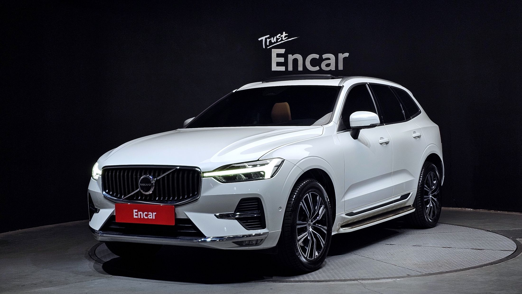 VOLVO XC60 2022