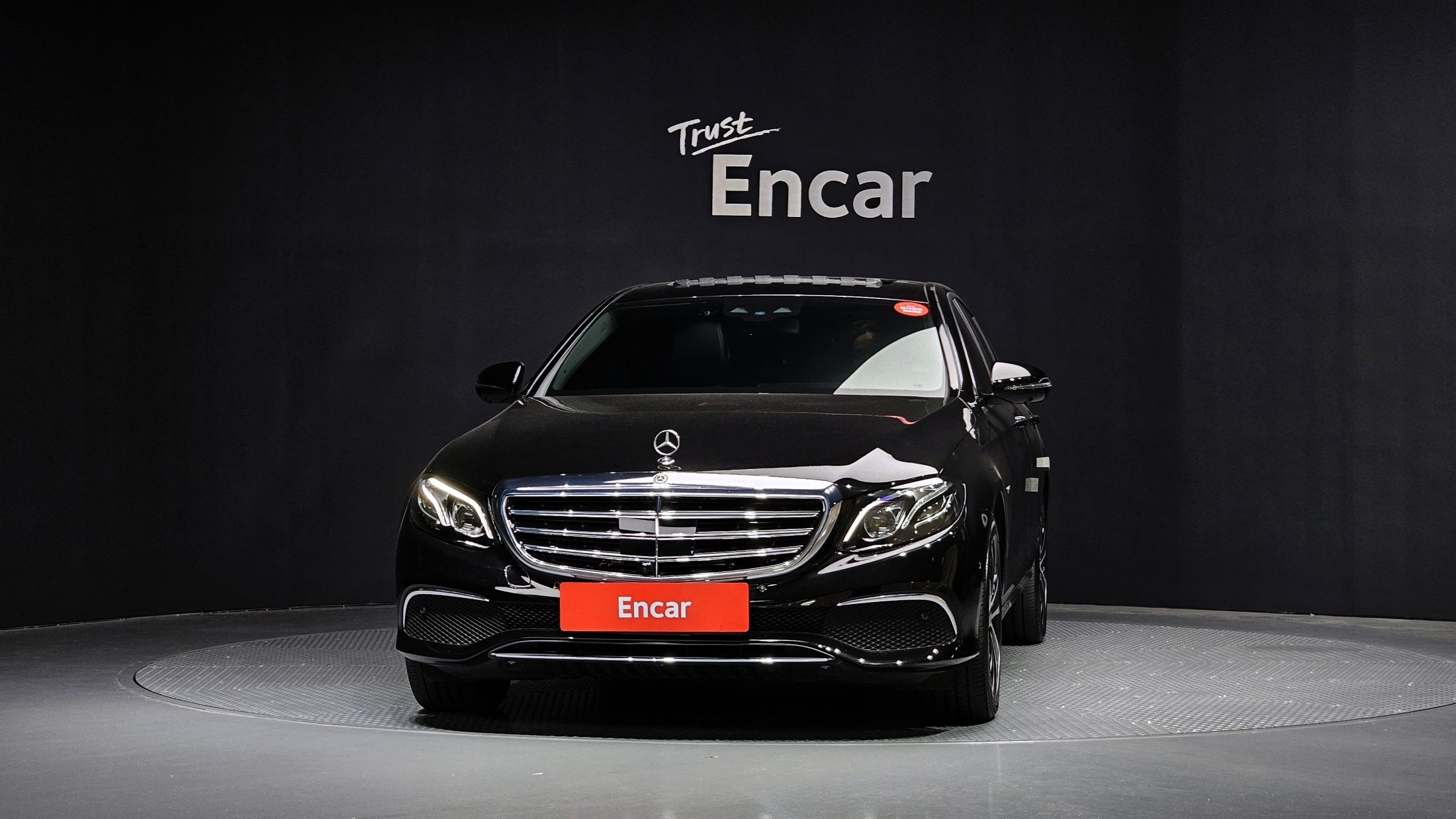 MERCEDES BENZ E-CLASS W213 2020