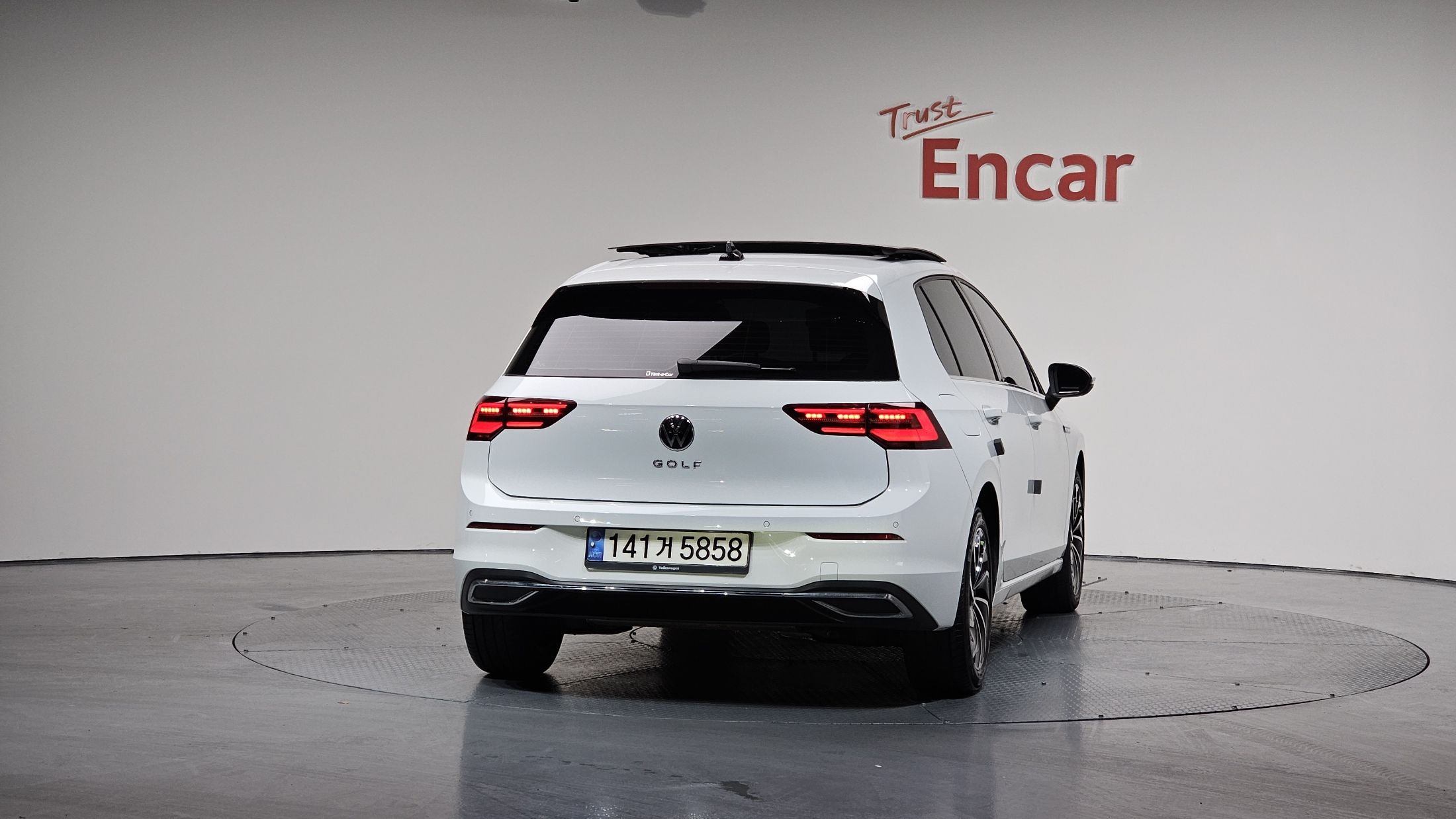 VOLKSWAGEN GOLF 2022