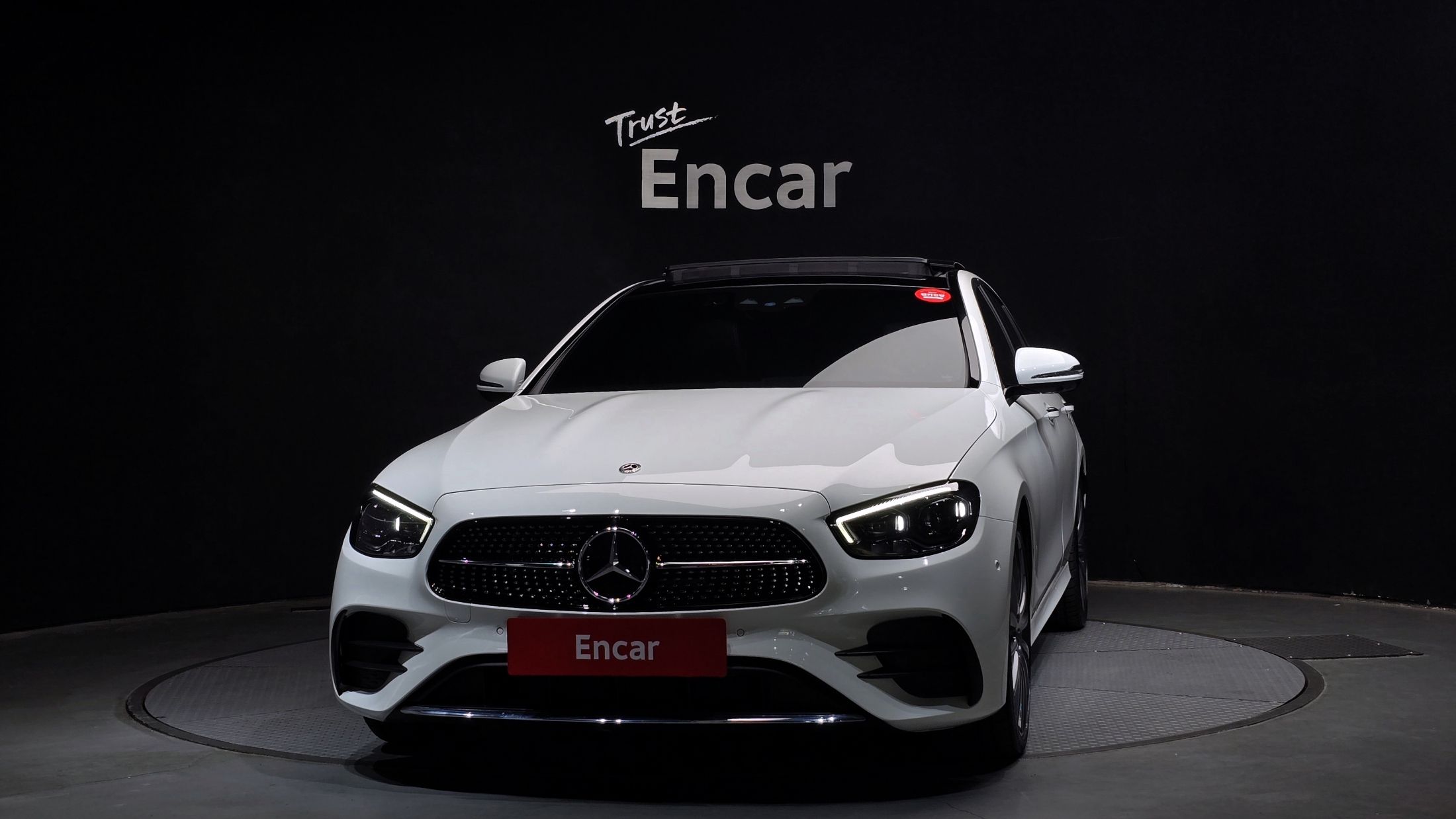 MERCEDES BENZ E-CLASS W213 2021