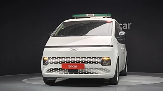 HYUNDAI STARIA 2023