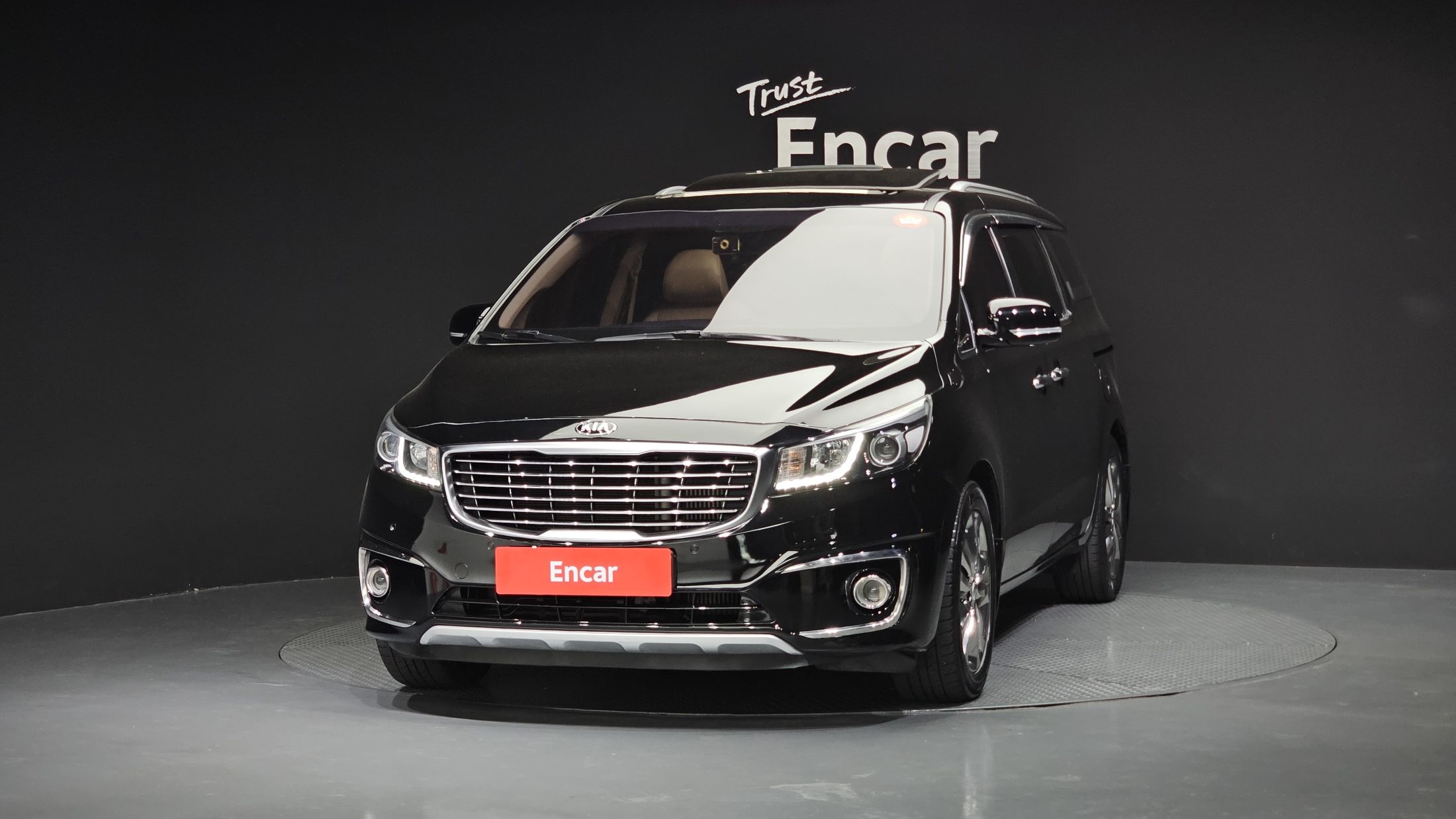 KIA CARNIVAL 2017