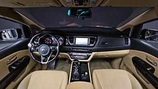 KIA CARNIVAL 2017