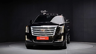 CADILLAC ESCALADE 2017