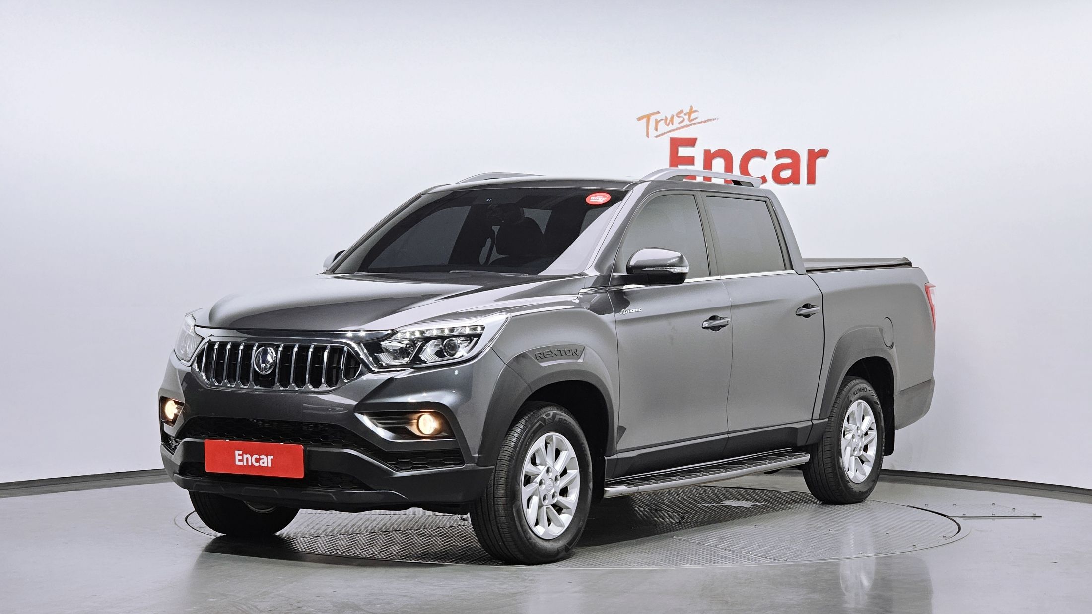 SSANGYONG REXTON SPORTS CAR