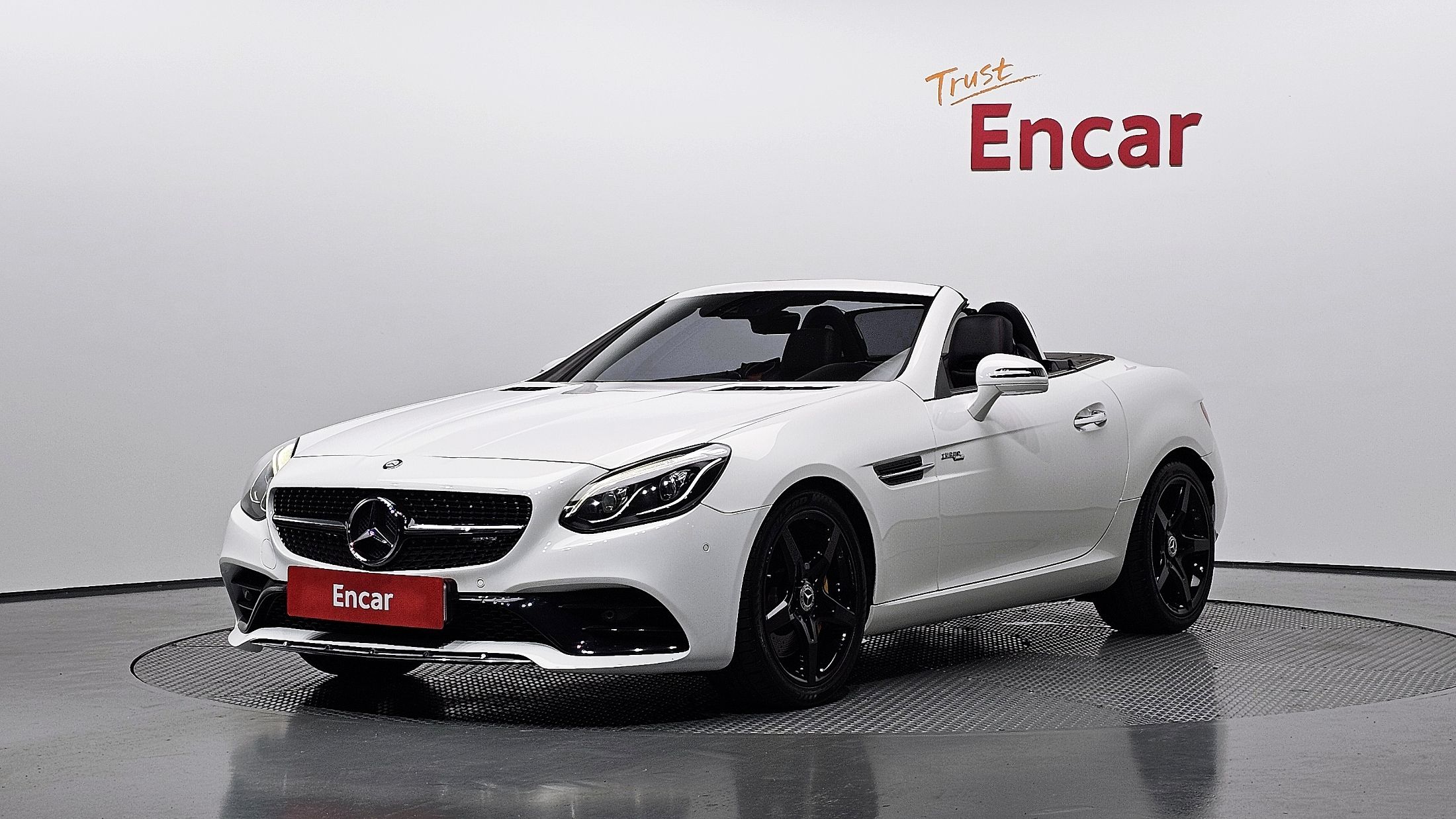 MERCEDES BENZ SLC-CLASS R172 2017