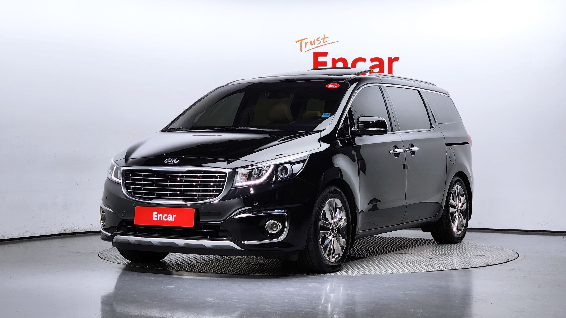KIA CARNIVAL 2014