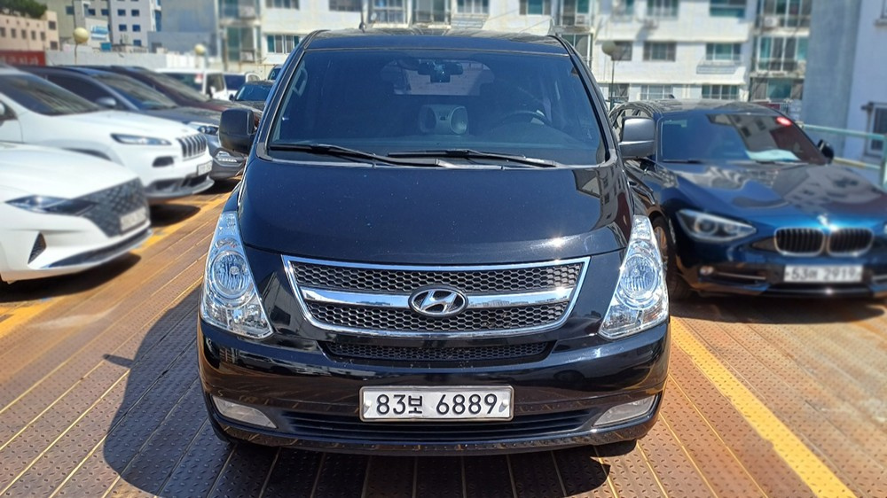 HYUNDAI STAREX GRAND