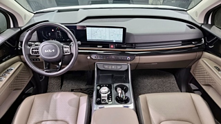 KIA CARNIVAL 2024