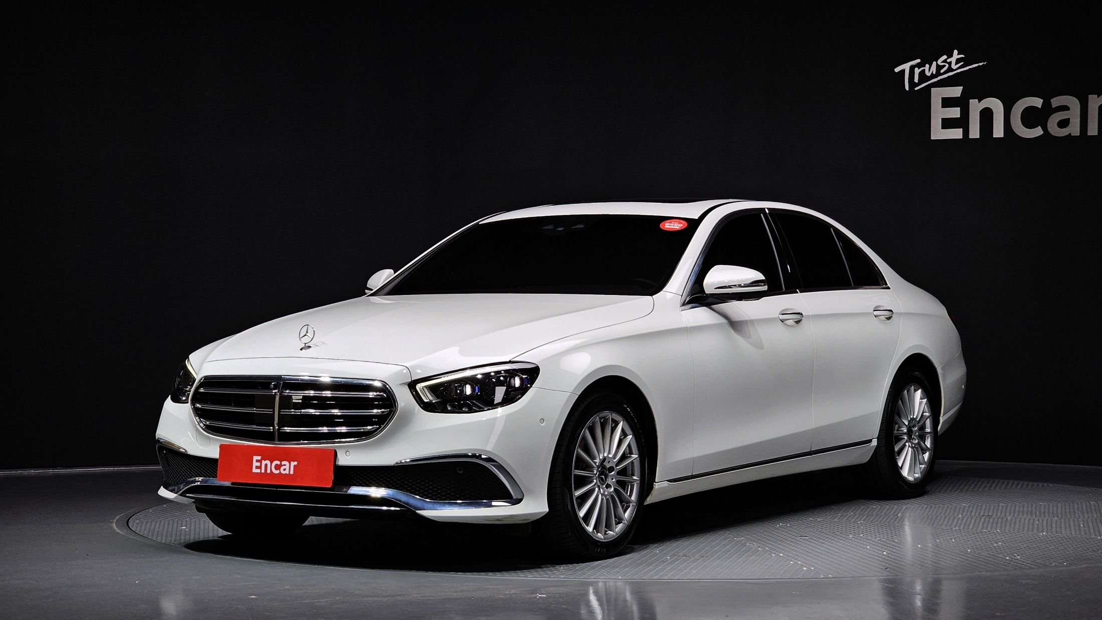 MERCEDES BENZ E-CLASS W213 2021