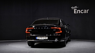 VOLVO S90 2021