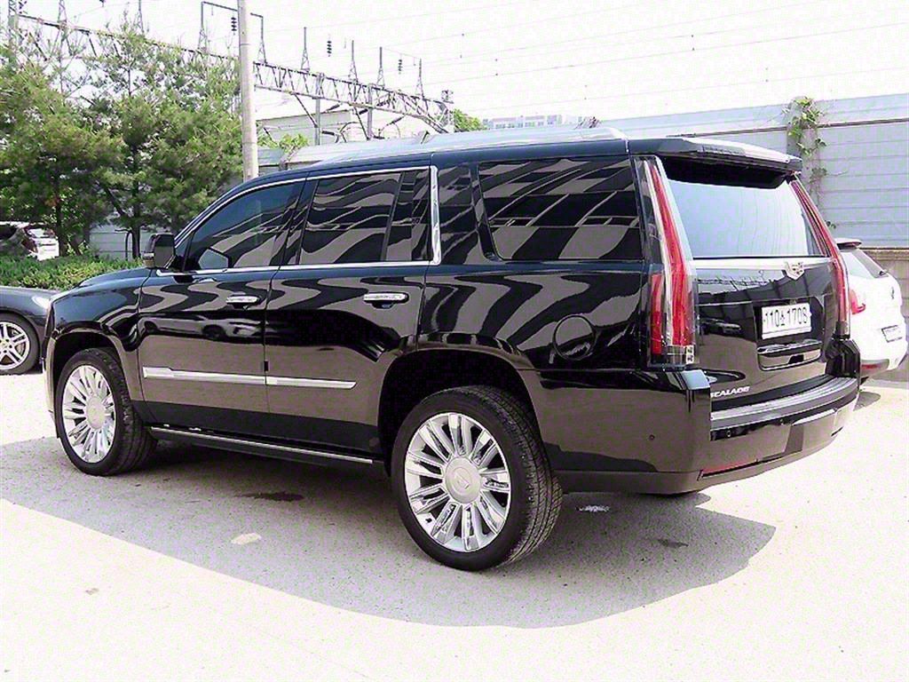 CADILLAC ESCALADE 2020