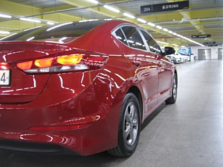 HYUNDAI AVANTE AD 2018