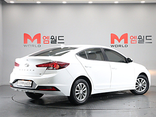 HYUNDAI AVANTE AD 2019