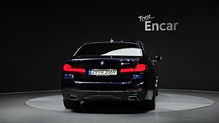 BMW 5-SERIES G30 2021