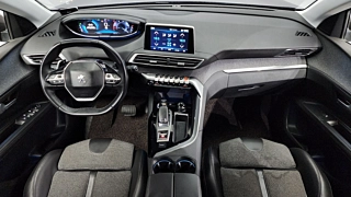 PEUGEOT 5008 2017
