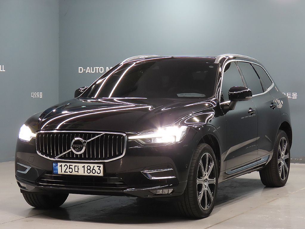 VOLVO XC60 2021