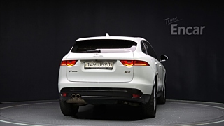 JAGUAR F-PACE 2016