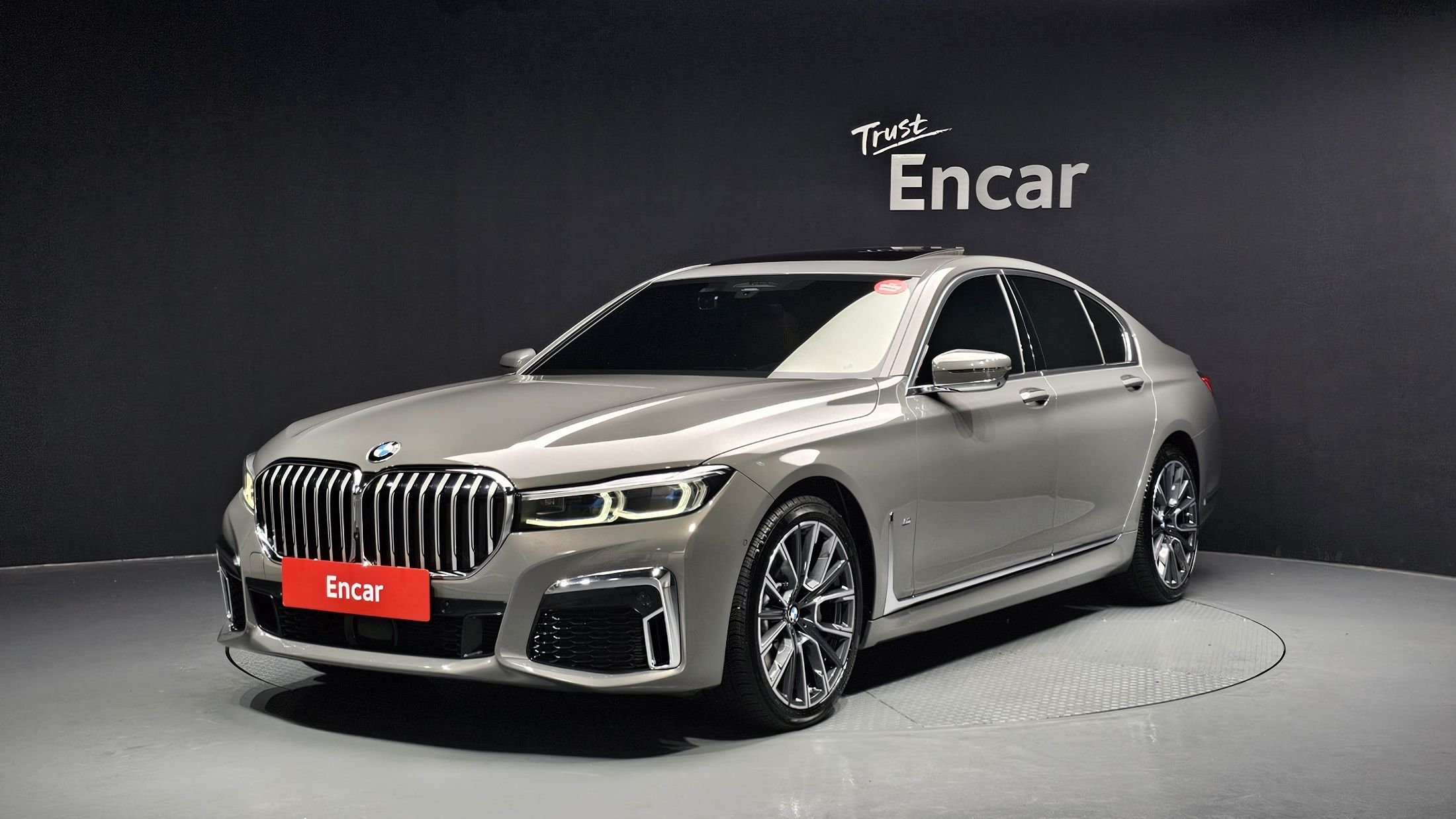 BMW 7-SERIES G11 2021