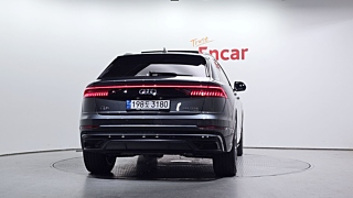 AUDI Q8 4M 2022