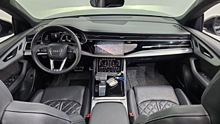 AUDI Q8 4M 2022