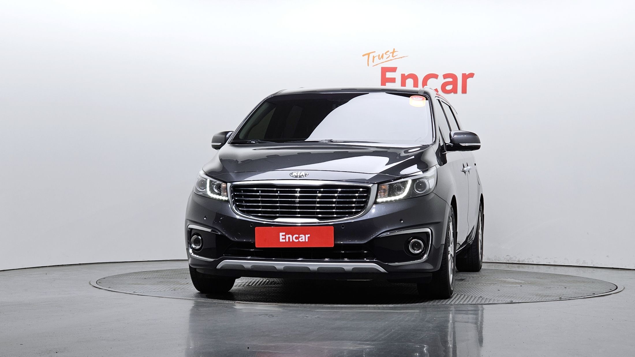 KIA CARNIVAL 2016